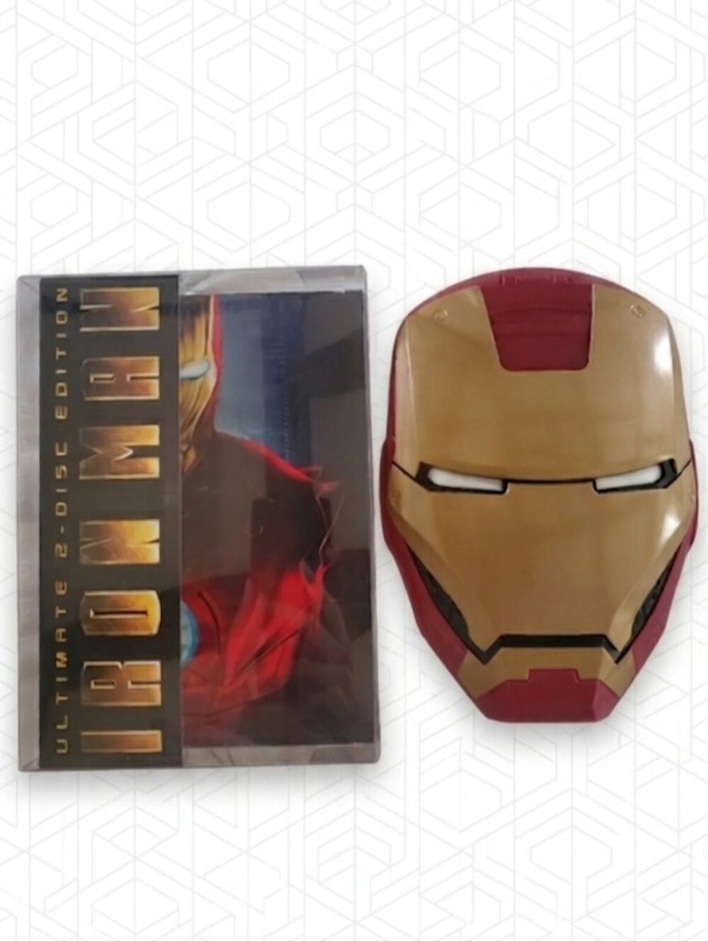 Iron Man (2008) – Ultimate 2-Disc DVD Edition – Limited Collector’s Set
